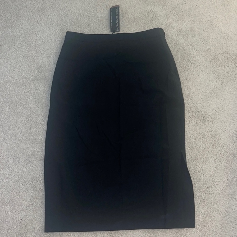 Banana republic italian wool pencil skirt size 0 NWT